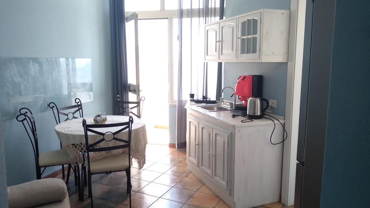 Nereidi Bed & Breakfast ซานตาฟลาวิอา ภายนอก รูปภาพ